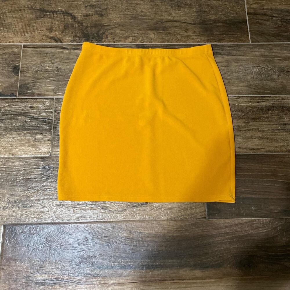 Shein Women's Yellow Skirt